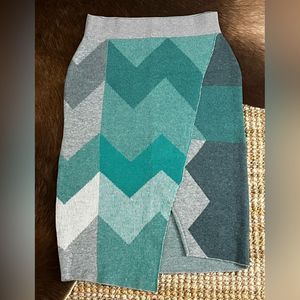 - Moth Anthropologie women's size S Green Gray Knit Wool Blend Pencil Skirt